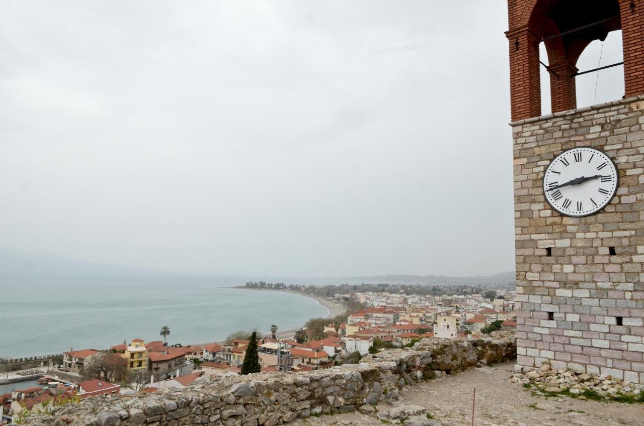 Roloi Suites Nafpaktos Exterior foto